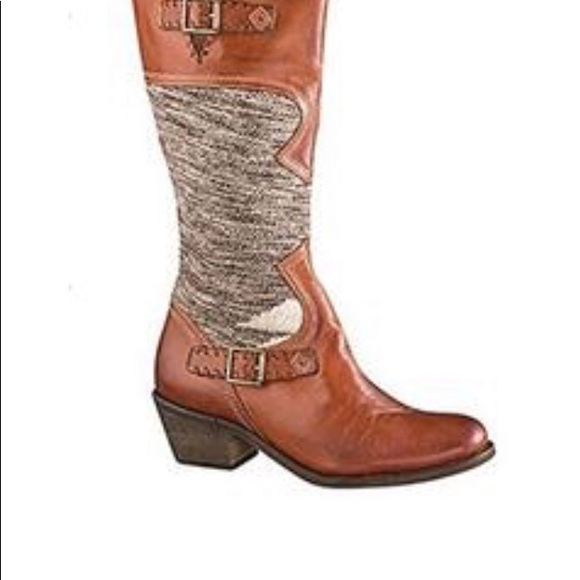 NWT Peruvian leather and Wool Boots size7 - Picture 2 of 8